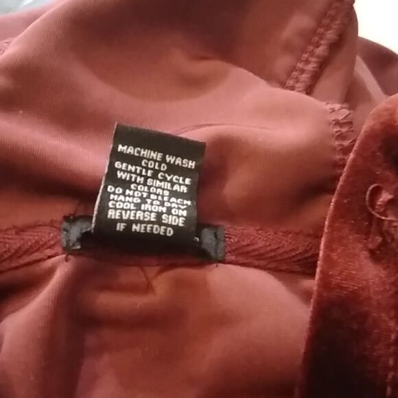 Rue21 Junior Belvet Burgundy And Pink Size XS Sweater - Picture 7 of 9